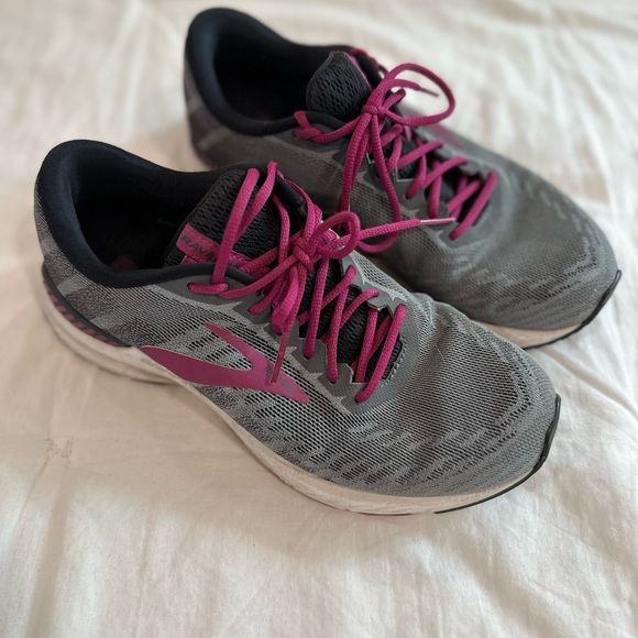 Brooks Womens Ravenna 10 1202861B006 Gray Lace Up Low Top Running Shoes Sz 8.5 - Picture 6 of 6
